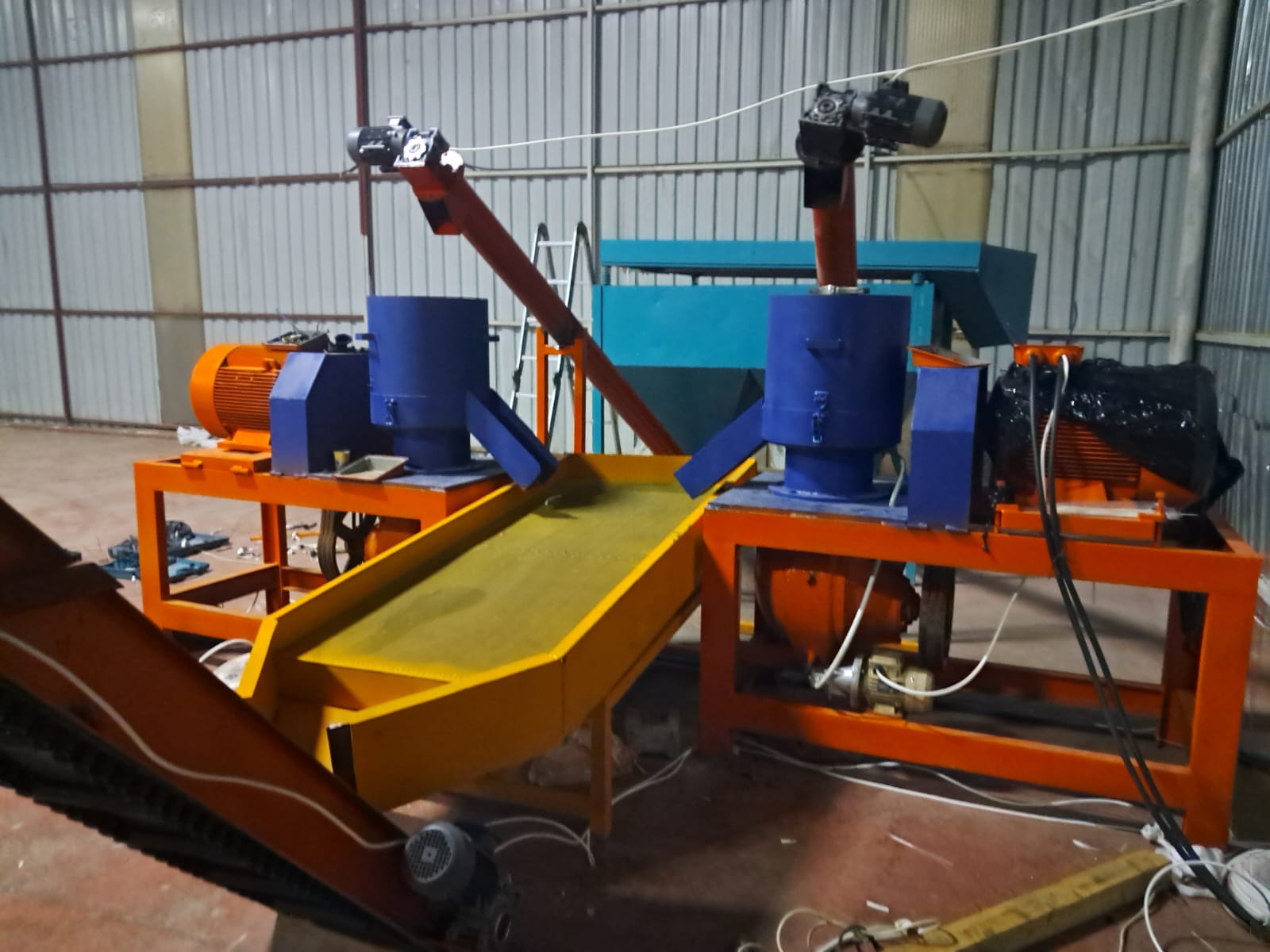 Ankara Ankam Makina, Ankam makina, bant konveyör,Helezon,Pelet Makinasi,Bant,bunker,Tambur  - Kurutucu,Jet Kurutucu (Flash),Sarsak Elek,Disk İmalatı,Karıştırıcı Mikser, konveyör